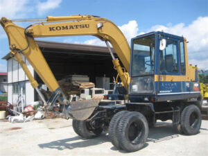 Kính máy xúc Komatsu